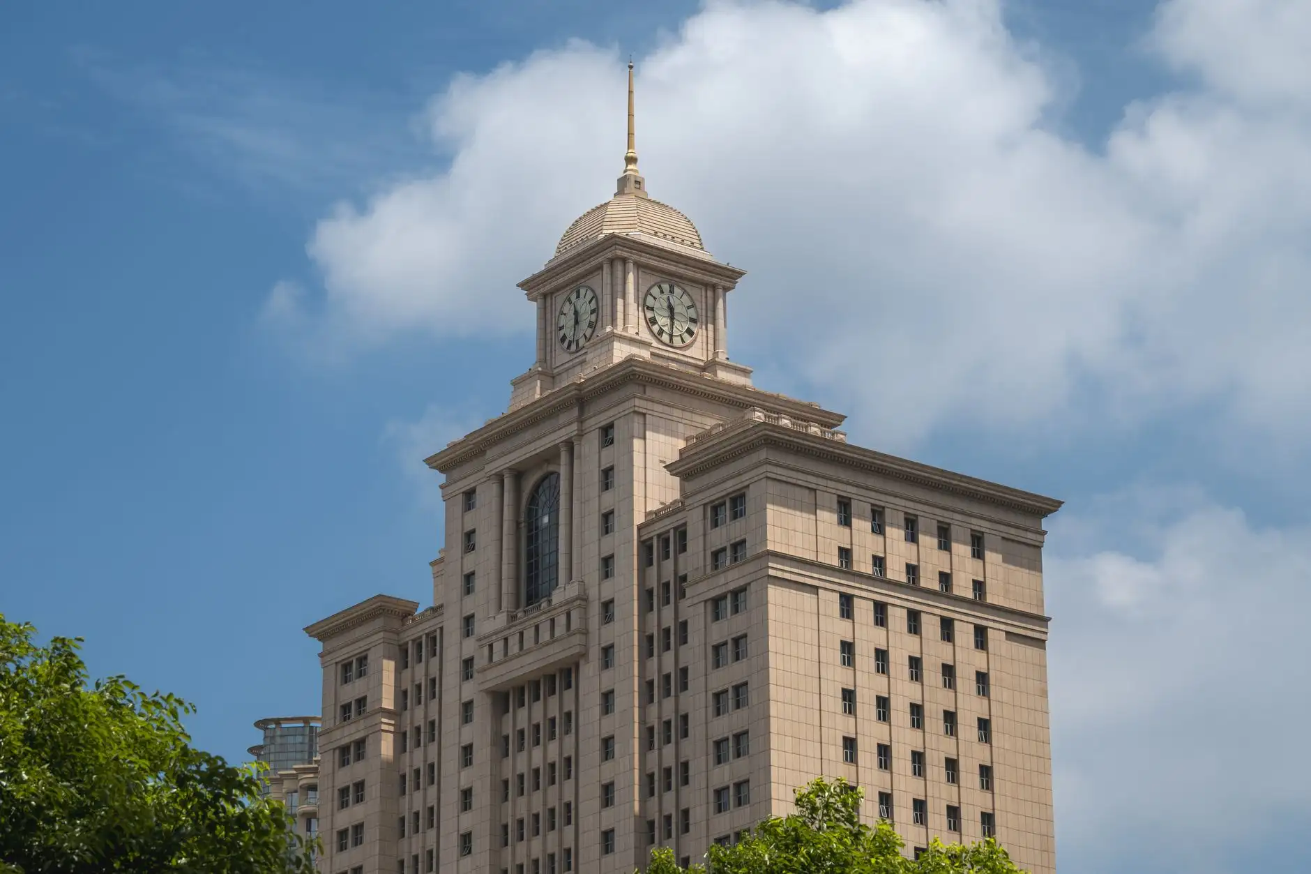 跨境电商库存管理软件选型指南：海外仓订单处理效率对比封面图