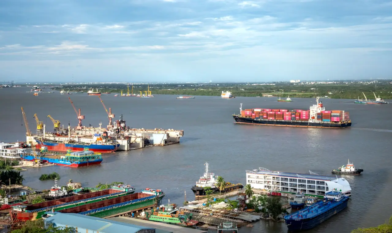 出口企业订单同步系统与主流跨境物流渠道对接方案对比