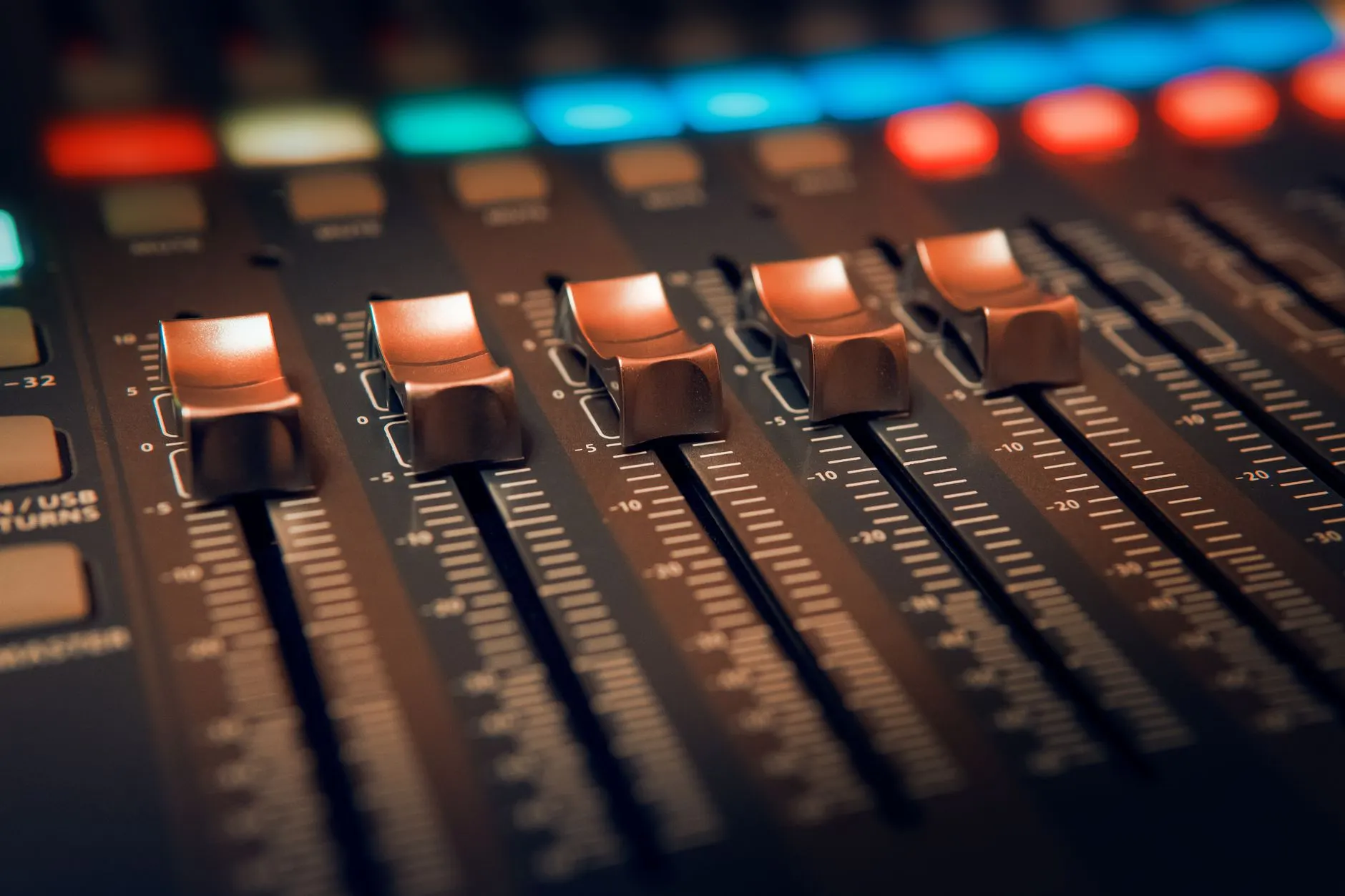跨境电商海外仓库存管理策略：多仓协同与周转效率提升方案