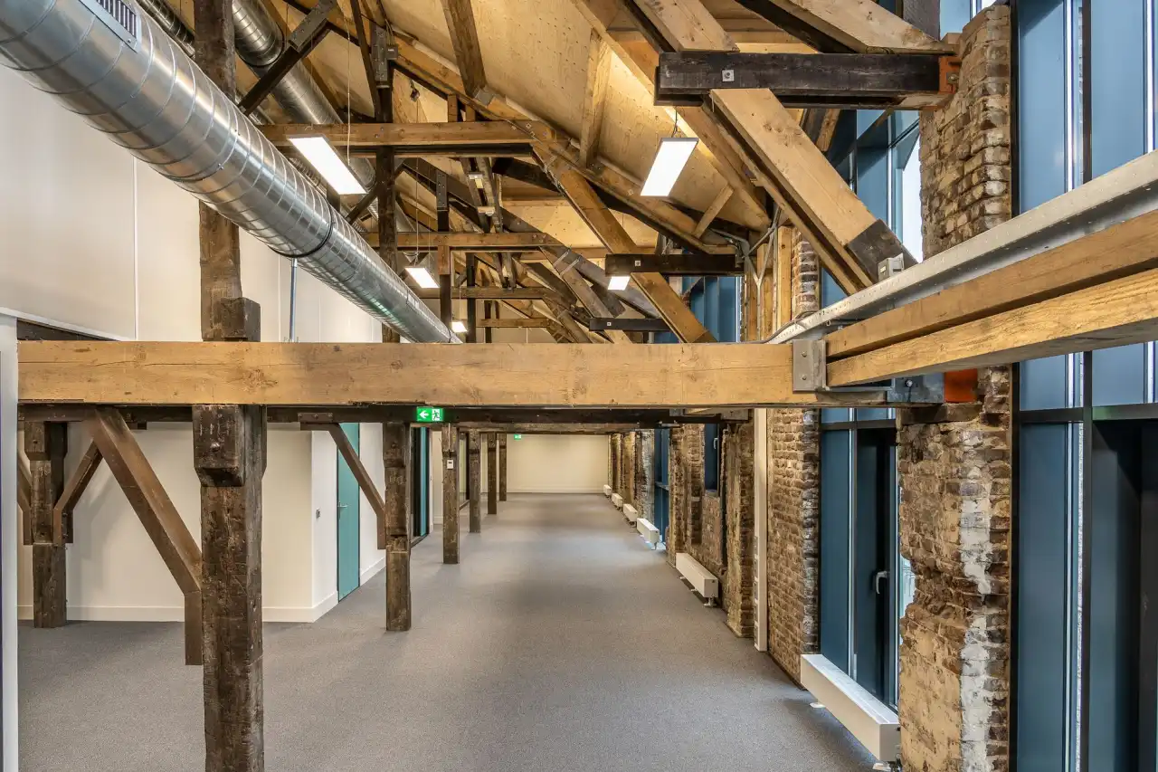 出口企业订单同步系统与主流跨境物流渠道对接方案对比